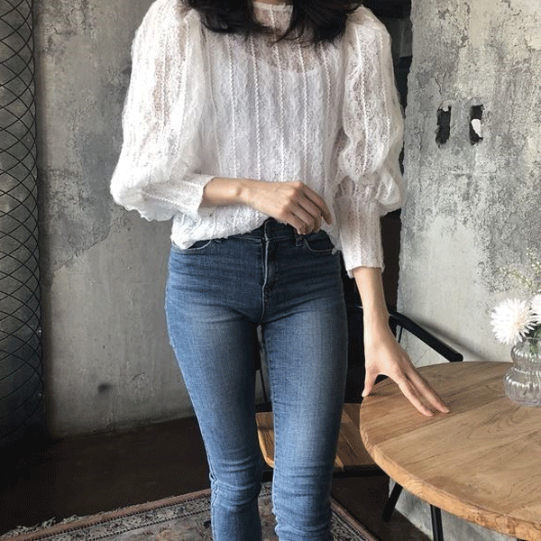 퍼프블라우스 화이트