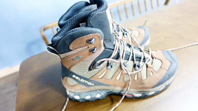 살로몬 퀘스트 고어텍스 등산화