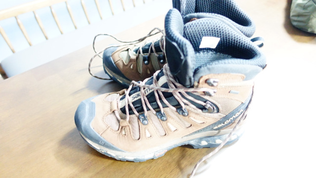 살로몬 퀘스트 고어텍스 등산화