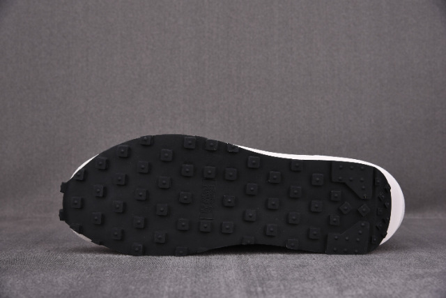 [NEW TOP V2][230~310] Nike X Sacai LD Waffle Wolf Gray (Summit White) - 나이키 사카이 LD 와플 울프그레이 (서밋 화이트) / BV0073-100