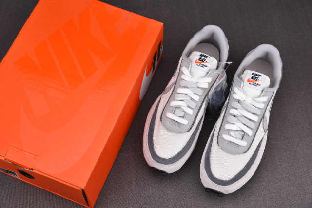 [NEW TOP V2][230~310] Nike X Sacai LD Waffle Wolf Gray (Summit White) - 나이키 사카이 LD 와플 울프그레이 (서밋 화이트) / BV0073-100