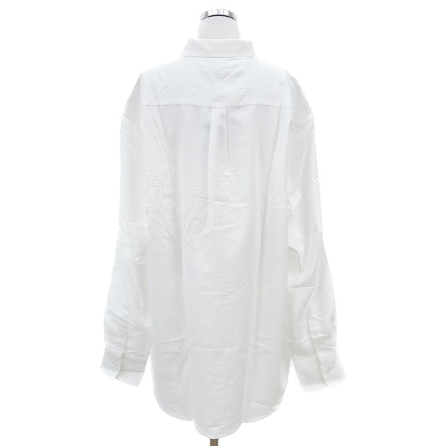 [새상품] 제너럴아이디어 스탠다드핏 화이트 셔츠