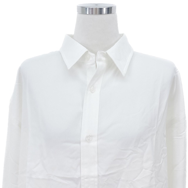 [새상품] 제너럴아이디어 스탠다드핏 화이트 셔츠