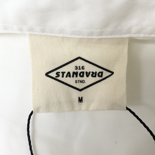 [새상품] 제너럴아이디어 스탠다드핏 화이트 셔츠