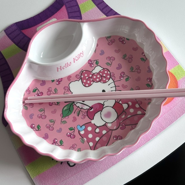 키티 고전 앵두 멜라민 접시