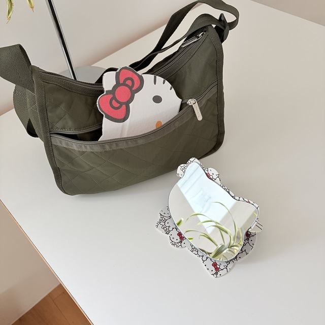 키티 페이스 탁상거울