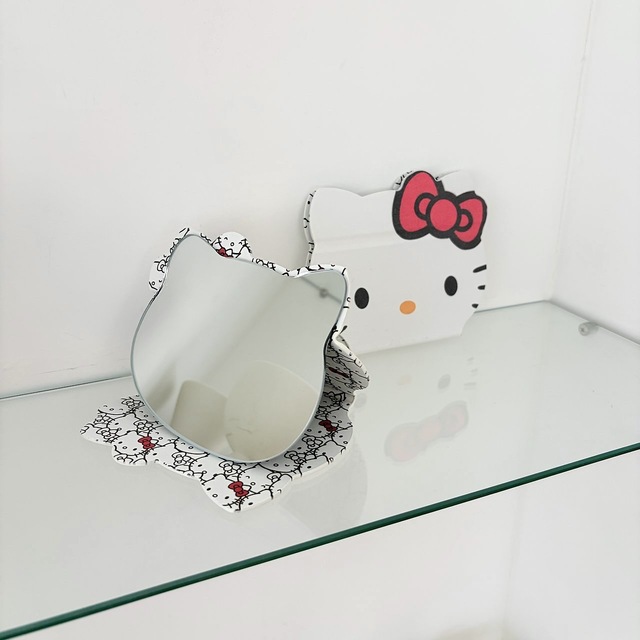 키티 페이스 탁상거울