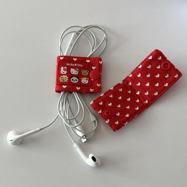 키티 고전 패턴 홀더 