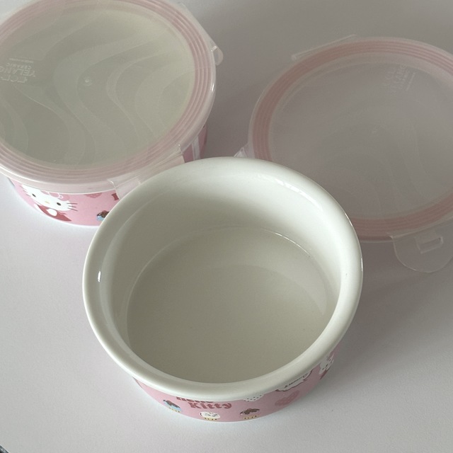 키티 고전 핑크 밀폐용기(250ml)