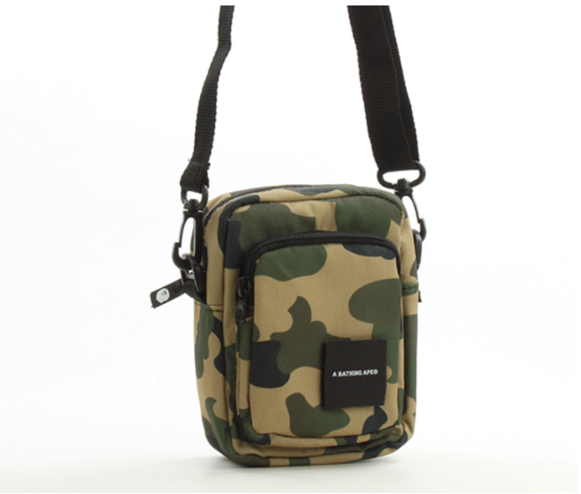 일본잡지부록 베이프 카모 미니 크로스백